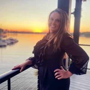 Meet your Posher, Nikki